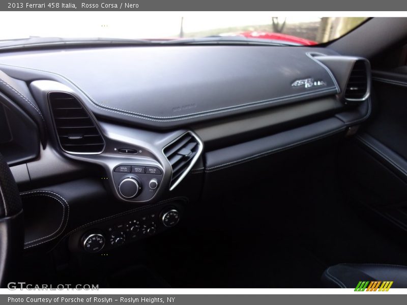 Dashboard of 2013 458 Italia