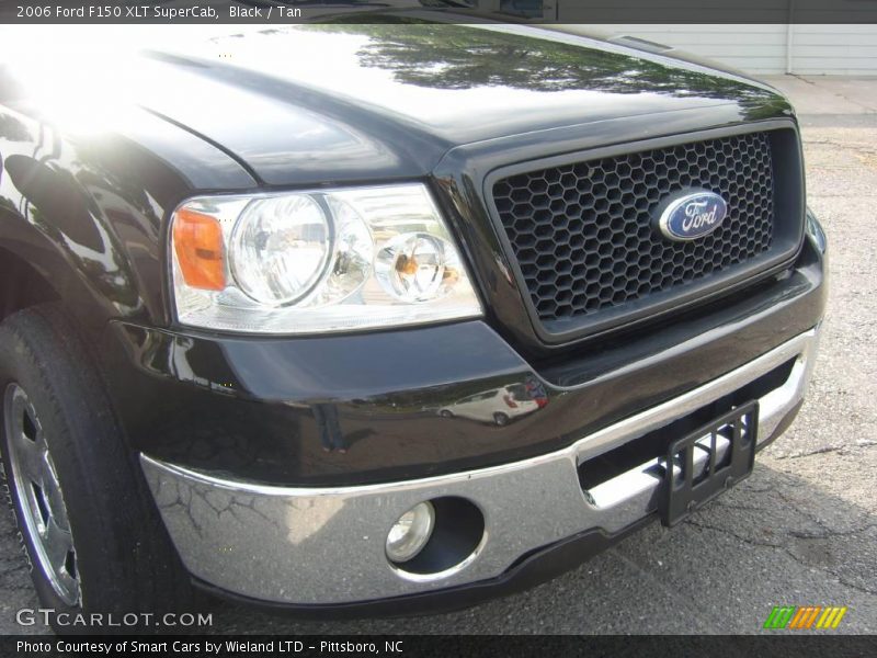 Black / Tan 2006 Ford F150 XLT SuperCab