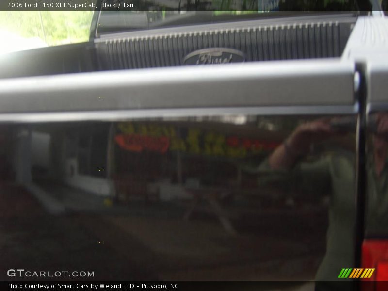 Black / Tan 2006 Ford F150 XLT SuperCab