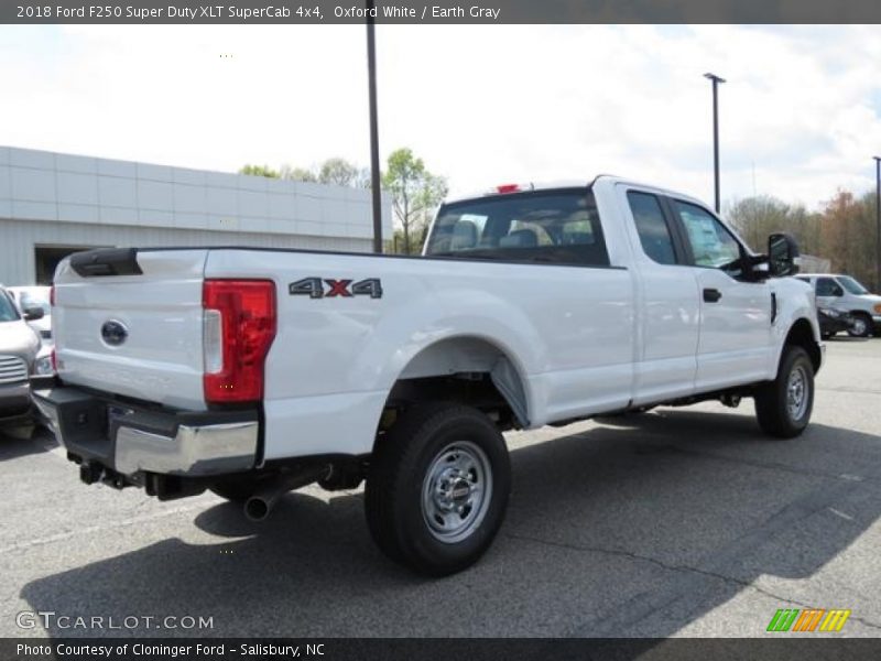 Oxford White / Earth Gray 2018 Ford F250 Super Duty XLT SuperCab 4x4