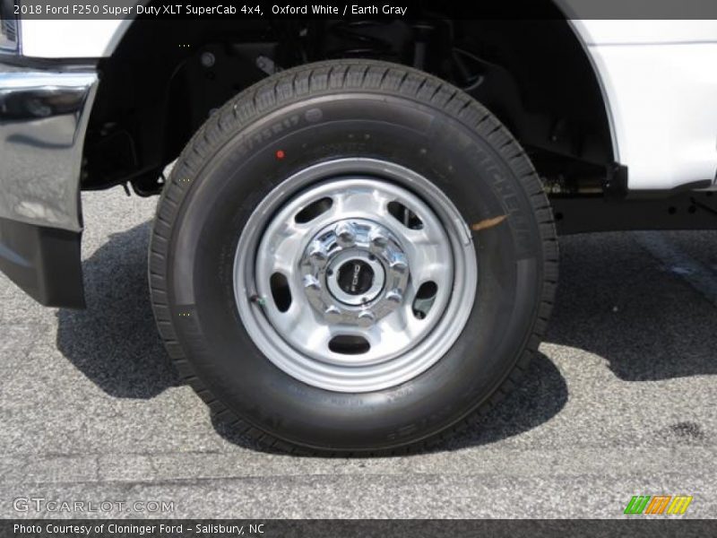 Oxford White / Earth Gray 2018 Ford F250 Super Duty XLT SuperCab 4x4