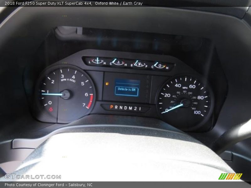 Oxford White / Earth Gray 2018 Ford F250 Super Duty XLT SuperCab 4x4