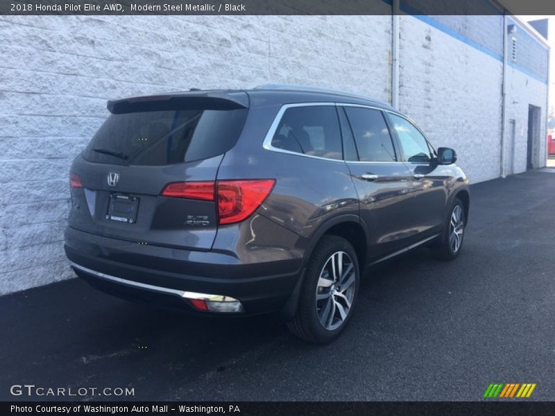 Modern Steel Metallic / Black 2018 Honda Pilot Elite AWD