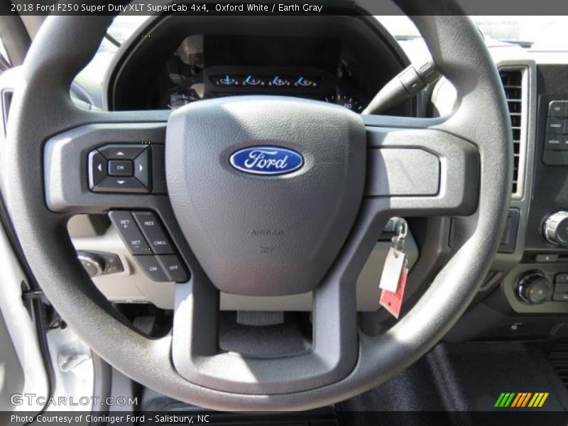 Oxford White / Earth Gray 2018 Ford F250 Super Duty XLT SuperCab 4x4