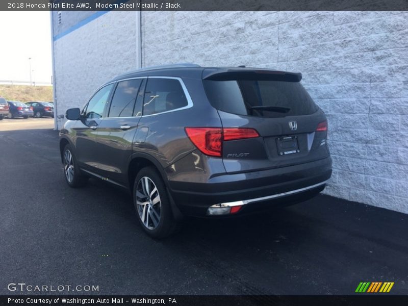Modern Steel Metallic / Black 2018 Honda Pilot Elite AWD