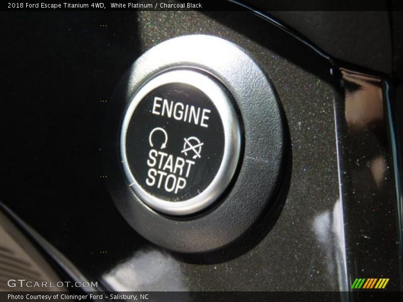 White Platinum / Charcoal Black 2018 Ford Escape Titanium 4WD