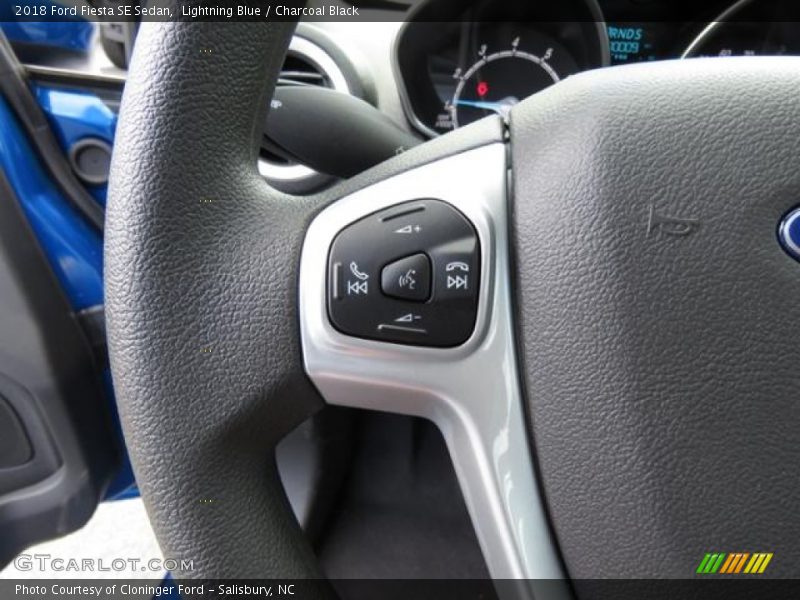 Lightning Blue / Charcoal Black 2018 Ford Fiesta SE Sedan