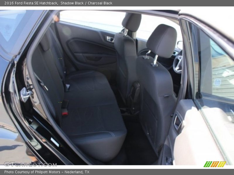 Shadow Black / Charcoal Black 2016 Ford Fiesta SE Hatchback