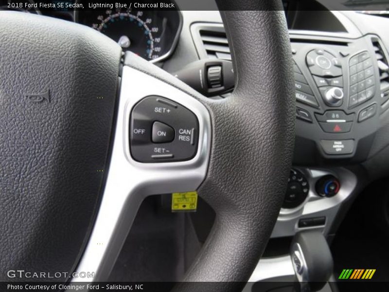 Lightning Blue / Charcoal Black 2018 Ford Fiesta SE Sedan