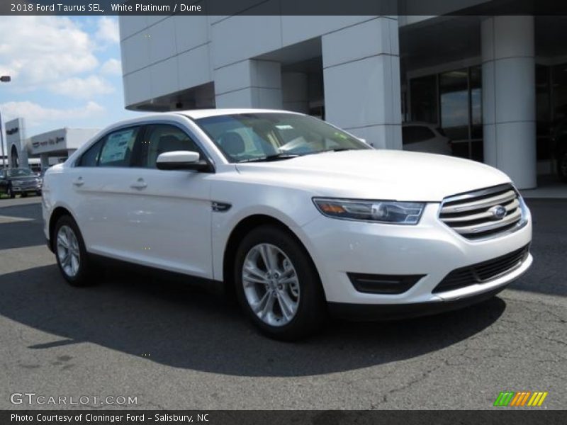 White Platinum / Dune 2018 Ford Taurus SEL