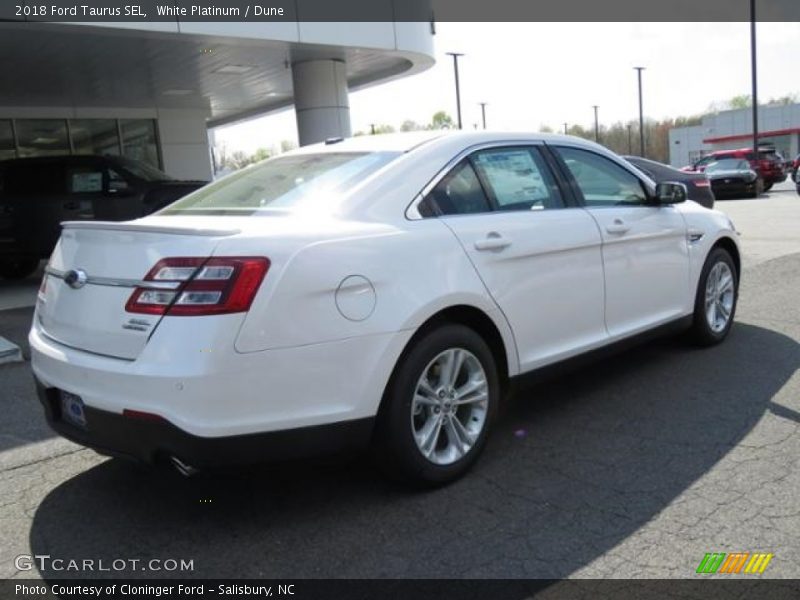 White Platinum / Dune 2018 Ford Taurus SEL