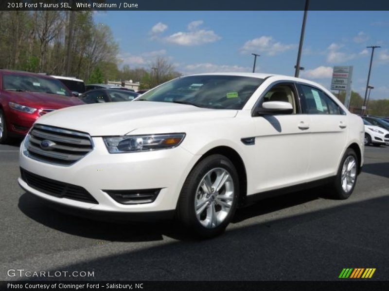 White Platinum / Dune 2018 Ford Taurus SEL