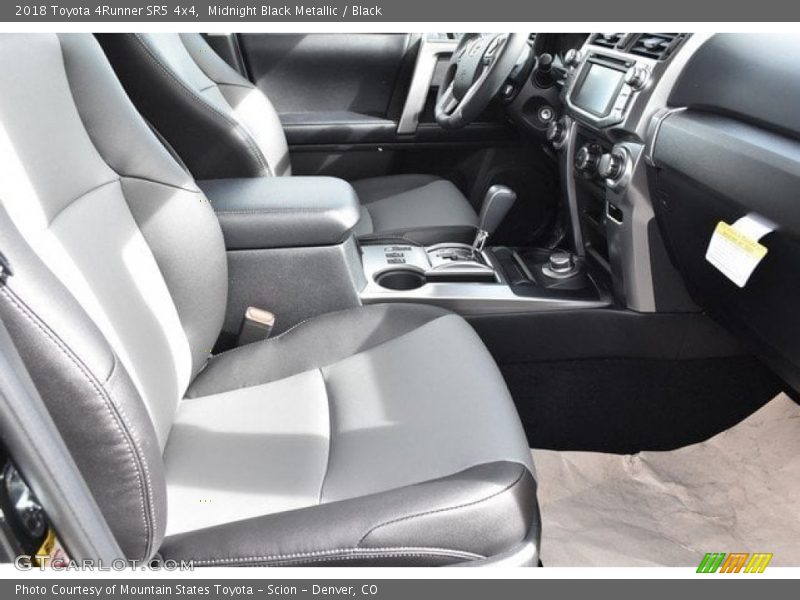 Midnight Black Metallic / Black 2018 Toyota 4Runner SR5 4x4