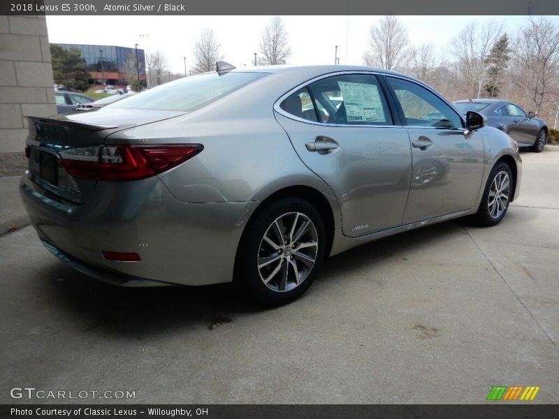 Atomic Silver / Black 2018 Lexus ES 300h