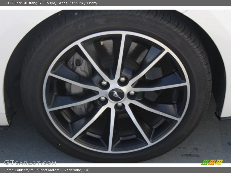 White Platinum / Ebony 2017 Ford Mustang GT Coupe