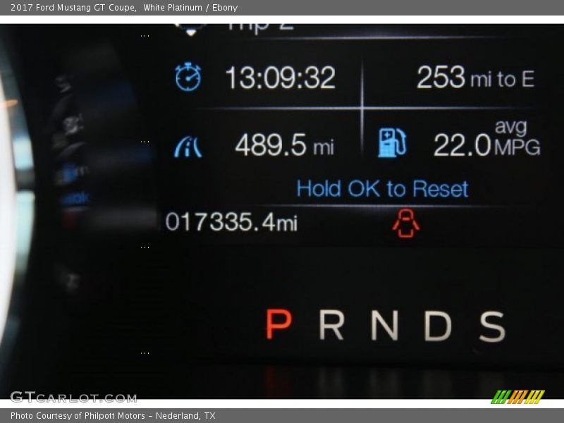 White Platinum / Ebony 2017 Ford Mustang GT Coupe