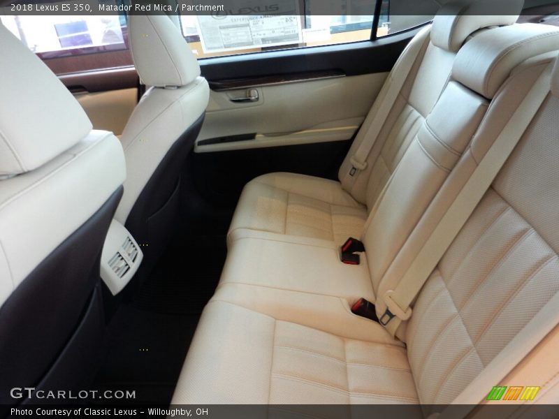 Matador Red Mica / Parchment 2018 Lexus ES 350