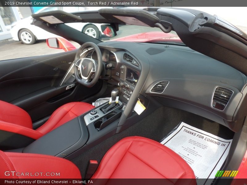 Dashboard of 2019 Corvette Grand Sport Coupe