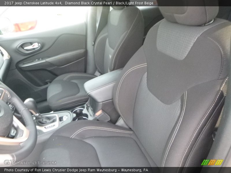 Diamond Black Crystal Pearl / Black/Light Frost Beige 2017 Jeep Cherokee Latitude 4x4