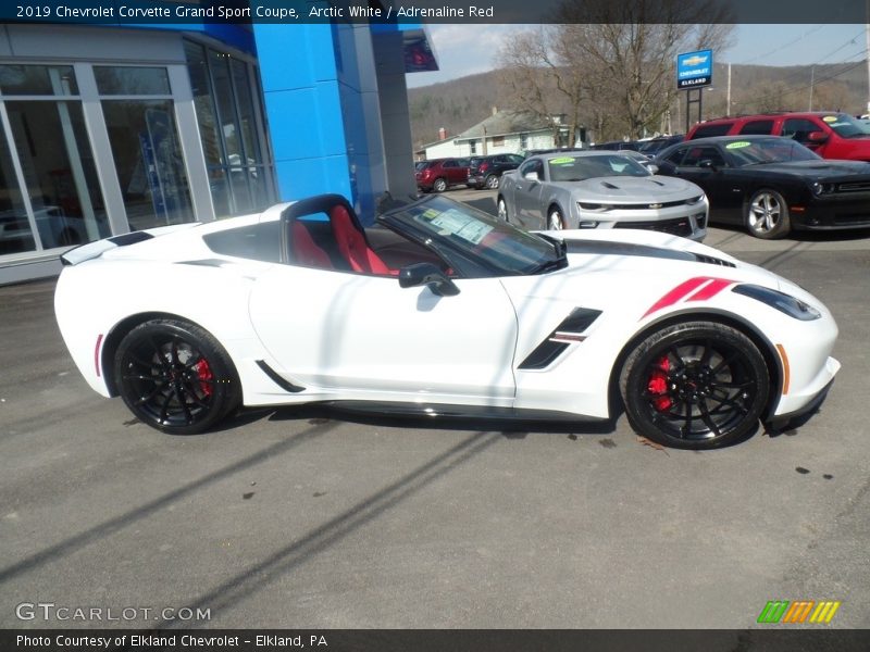 Arctic White / Adrenaline Red 2019 Chevrolet Corvette Grand Sport Coupe