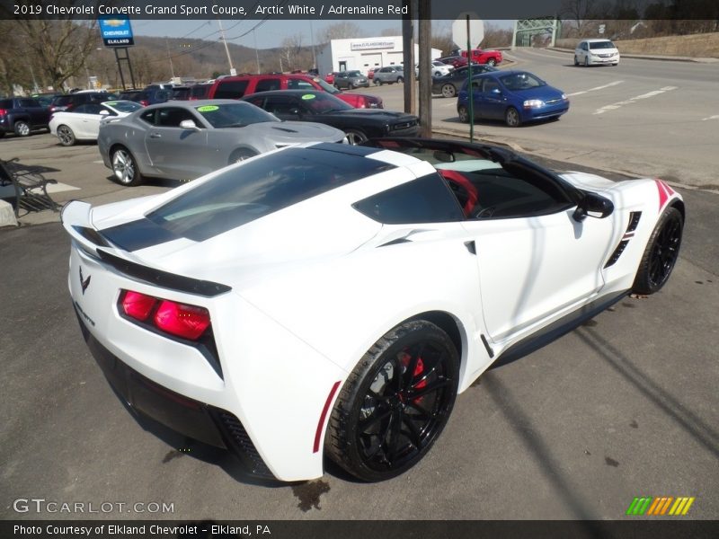 Arctic White / Adrenaline Red 2019 Chevrolet Corvette Grand Sport Coupe