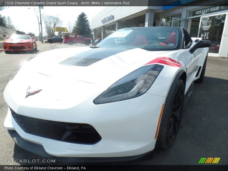 Arctic White / Adrenaline Red 2019 Chevrolet Corvette Grand Sport Coupe