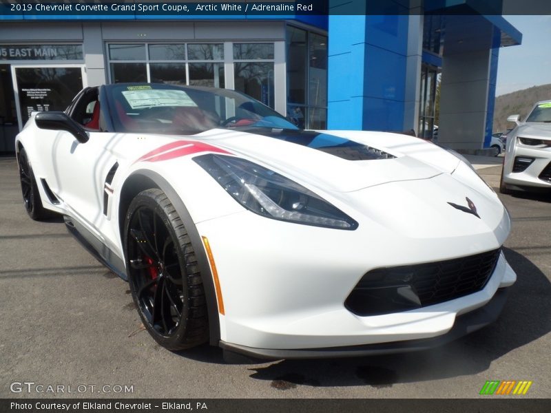 Arctic White / Adrenaline Red 2019 Chevrolet Corvette Grand Sport Coupe