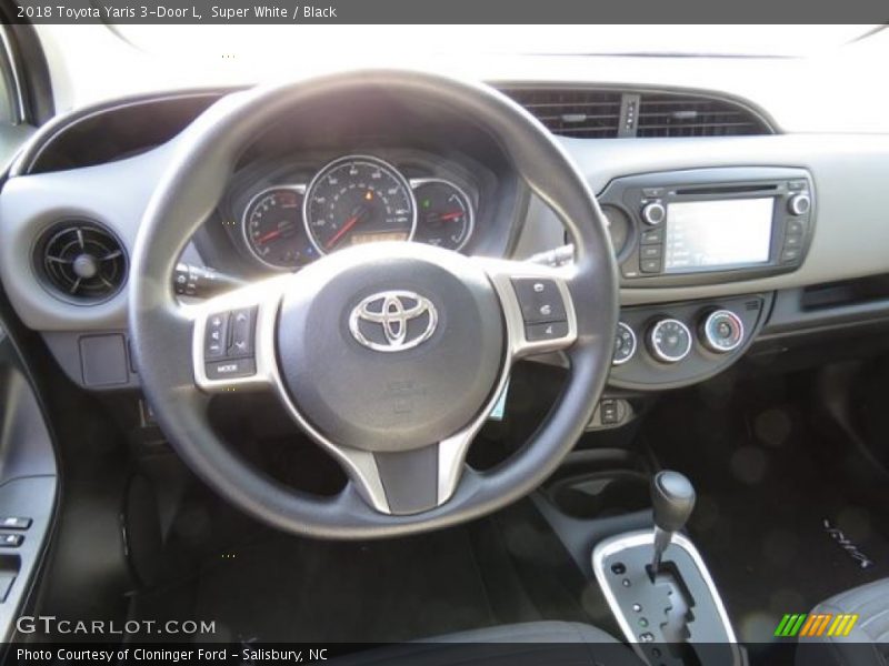 Super White / Black 2018 Toyota Yaris 3-Door L