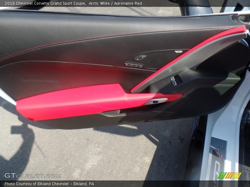 Arctic White / Adrenaline Red 2019 Chevrolet Corvette Grand Sport Coupe