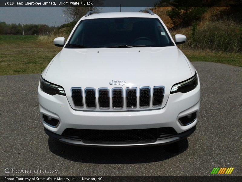 Bright White / Black 2019 Jeep Cherokee Limited