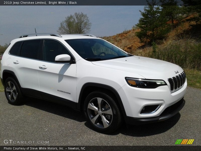 Bright White / Black 2019 Jeep Cherokee Limited