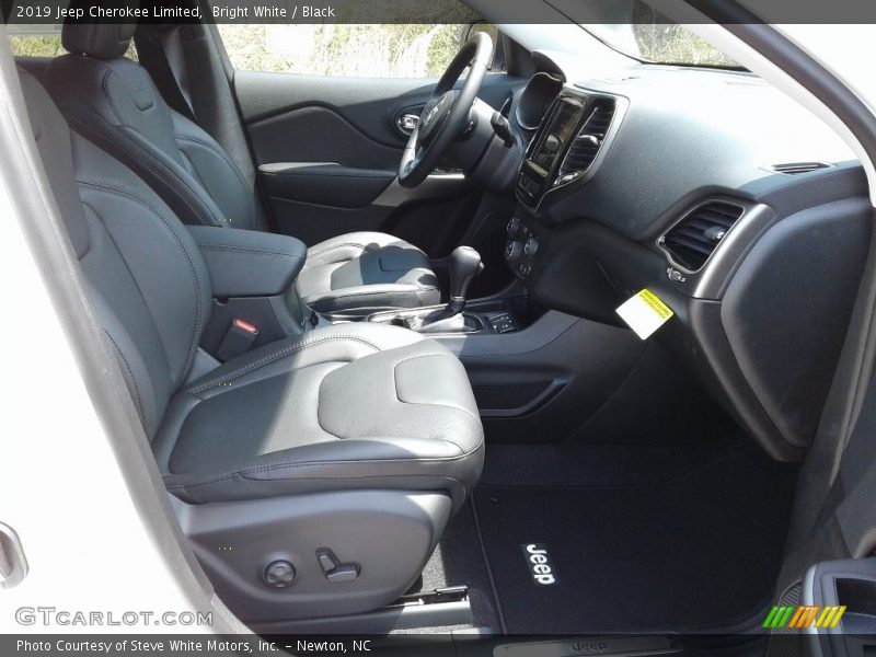 Bright White / Black 2019 Jeep Cherokee Limited
