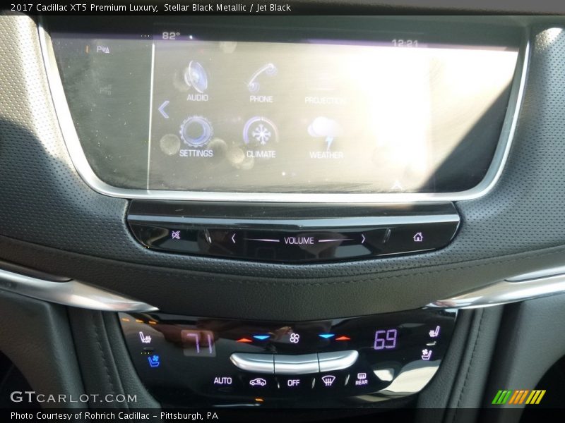 Stellar Black Metallic / Jet Black 2017 Cadillac XT5 Premium Luxury