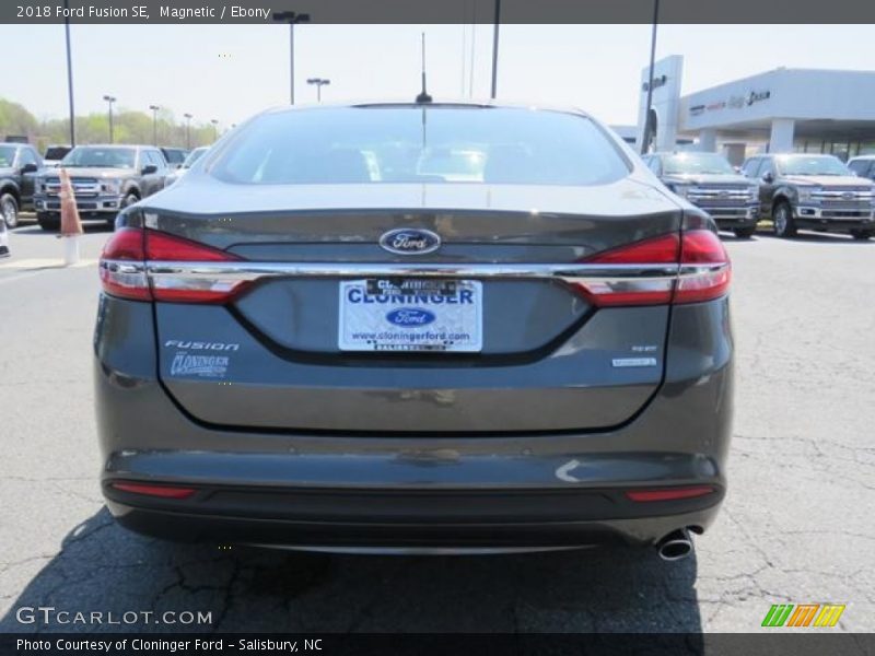 Magnetic / Ebony 2018 Ford Fusion SE
