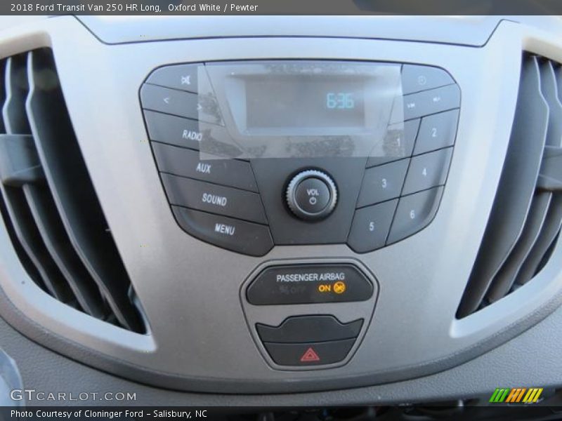 Controls of 2018 Transit Van 250 HR Long
