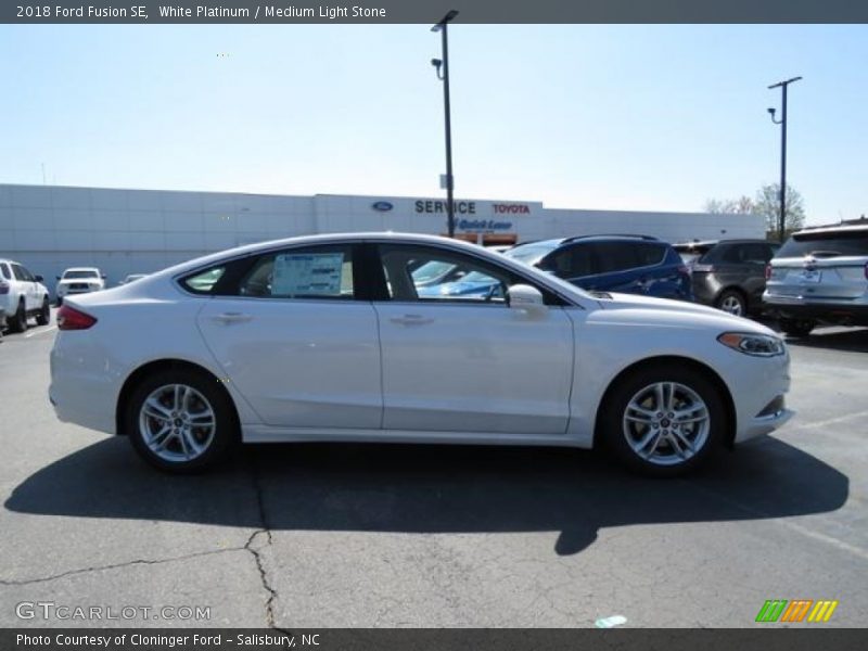 White Platinum / Medium Light Stone 2018 Ford Fusion SE