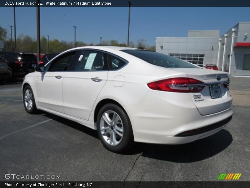 White Platinum / Medium Light Stone 2018 Ford Fusion SE