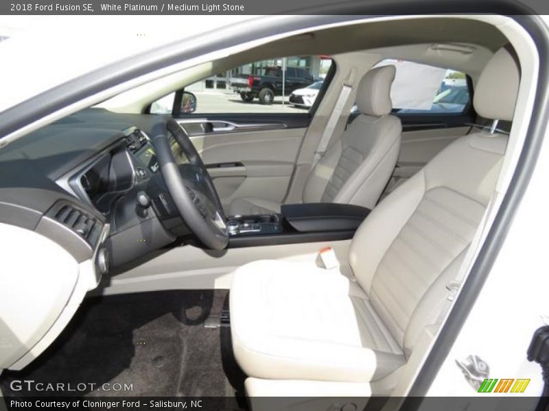 White Platinum / Medium Light Stone 2018 Ford Fusion SE