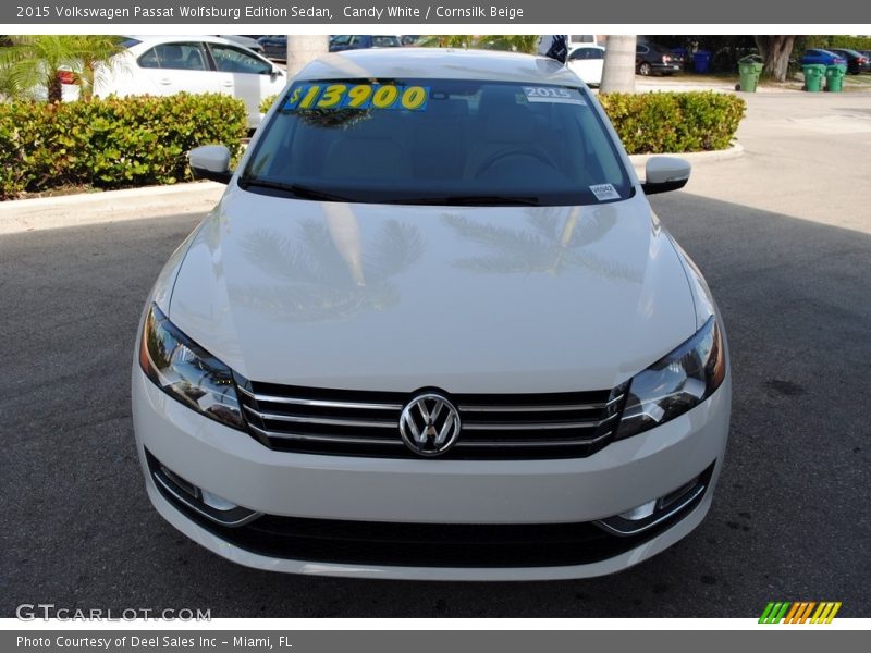Candy White / Cornsilk Beige 2015 Volkswagen Passat Wolfsburg Edition Sedan