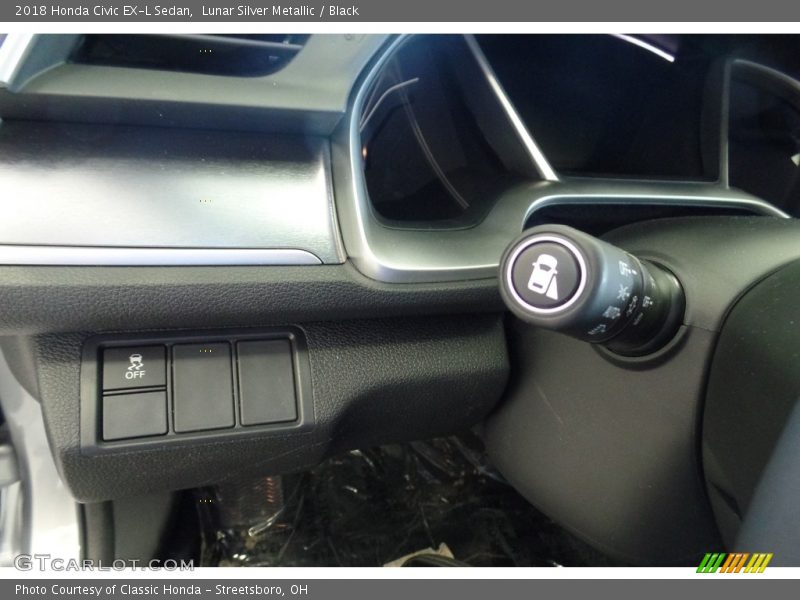 Lunar Silver Metallic / Black 2018 Honda Civic EX-L Sedan