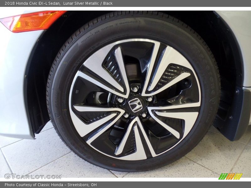 Lunar Silver Metallic / Black 2018 Honda Civic EX-L Sedan