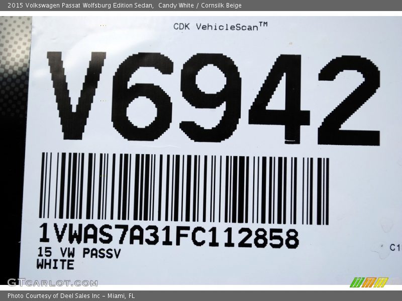 Candy White / Cornsilk Beige 2015 Volkswagen Passat Wolfsburg Edition Sedan