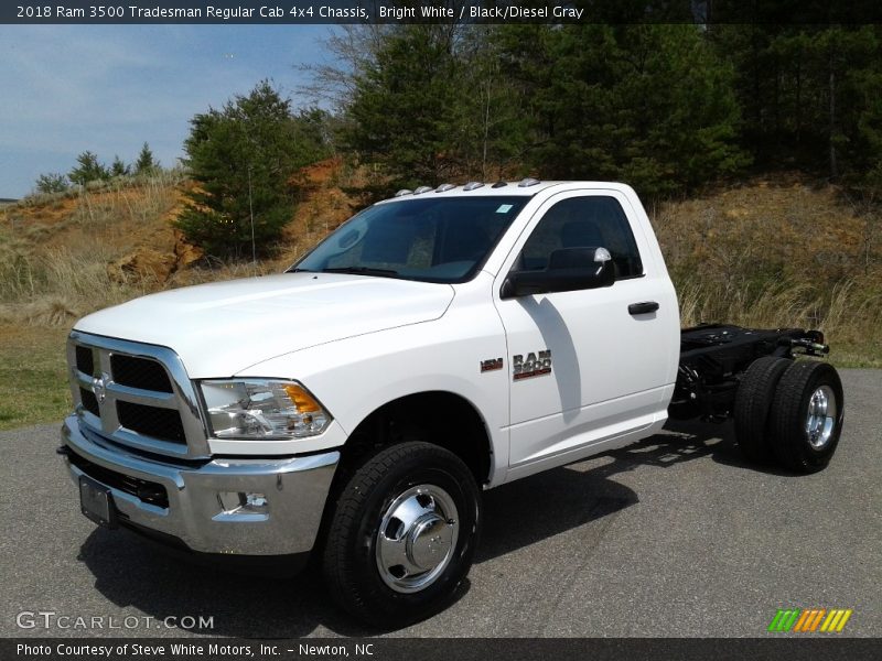 Bright White / Black/Diesel Gray 2018 Ram 3500 Tradesman Regular Cab 4x4 Chassis