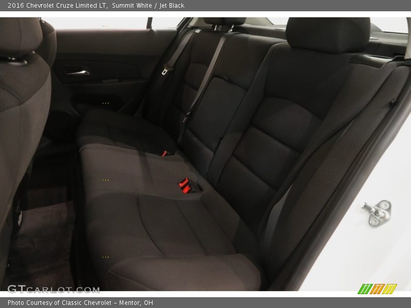 Summit White / Jet Black 2016 Chevrolet Cruze Limited LT