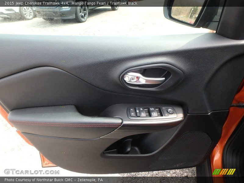 Mango Tango Pearl / Trailhawk Black 2015 Jeep Cherokee Trailhawk 4x4