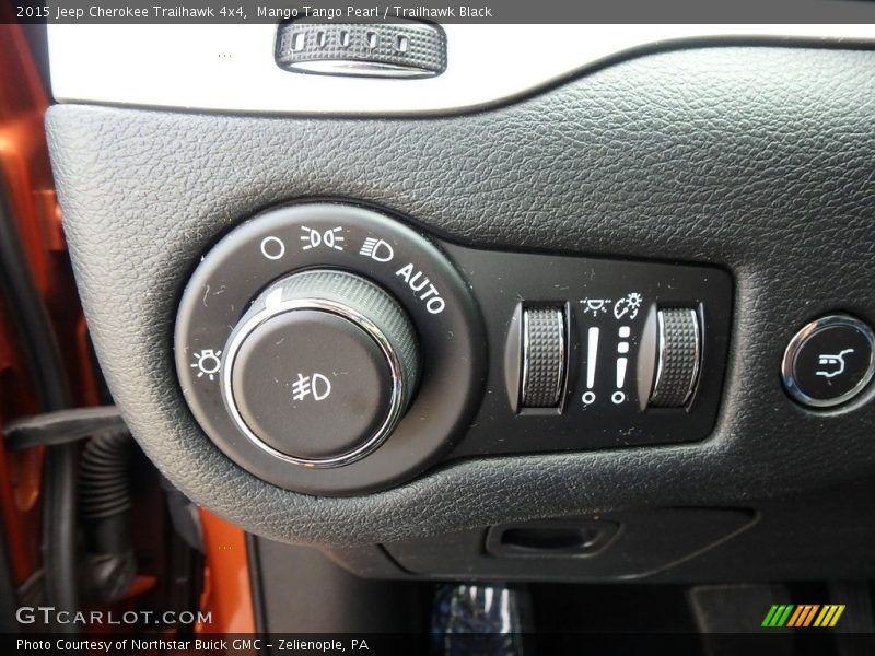 Mango Tango Pearl / Trailhawk Black 2015 Jeep Cherokee Trailhawk 4x4