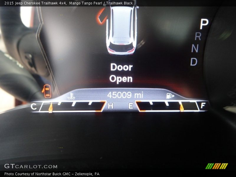Mango Tango Pearl / Trailhawk Black 2015 Jeep Cherokee Trailhawk 4x4