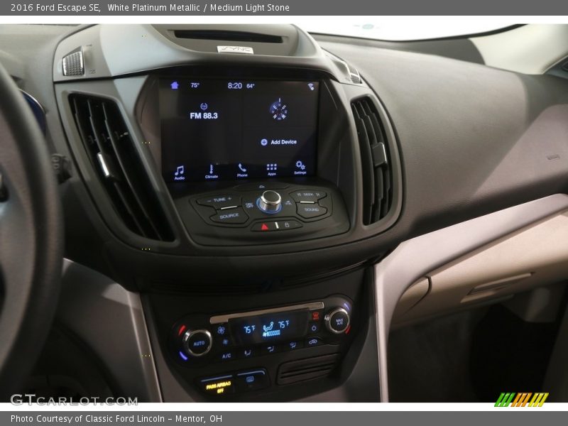 White Platinum Metallic / Medium Light Stone 2016 Ford Escape SE