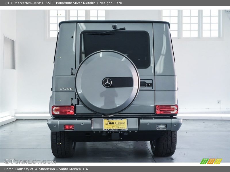 Palladium Silver Metallic / designo Black 2018 Mercedes-Benz G 550