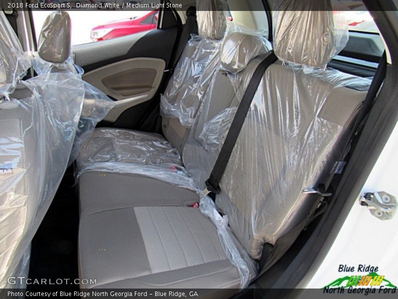 Diamond White / Medium Light Stone 2018 Ford EcoSport S